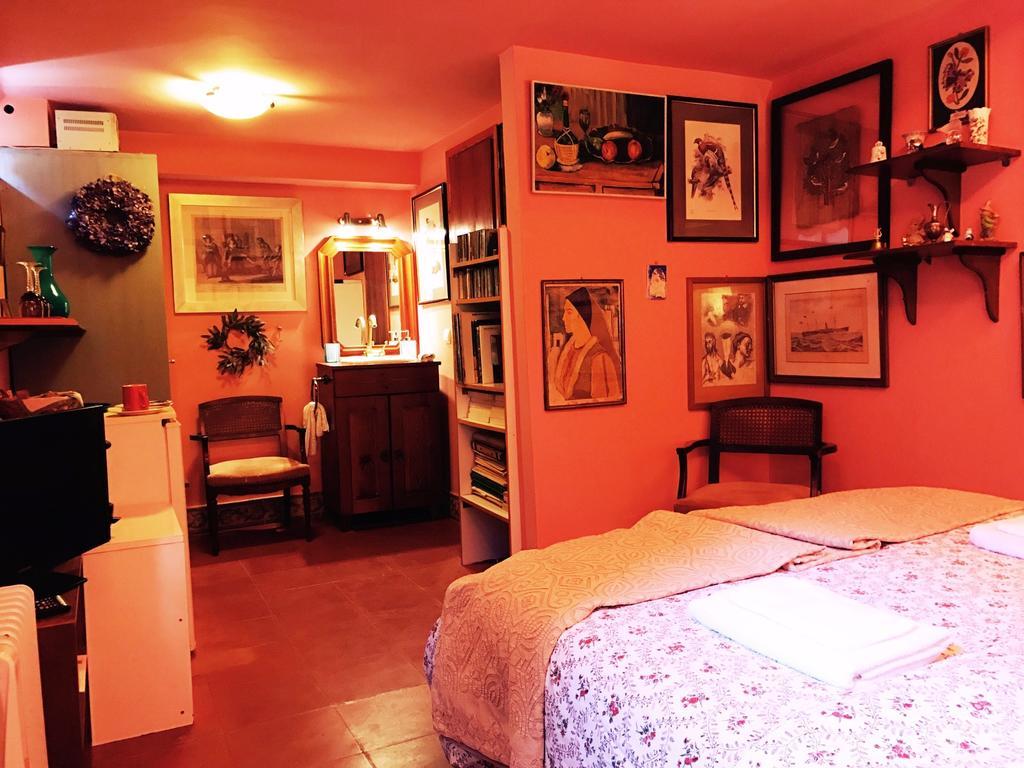 Gallery Basement In Villa Vravrona Markópoulon エクステリア 写真